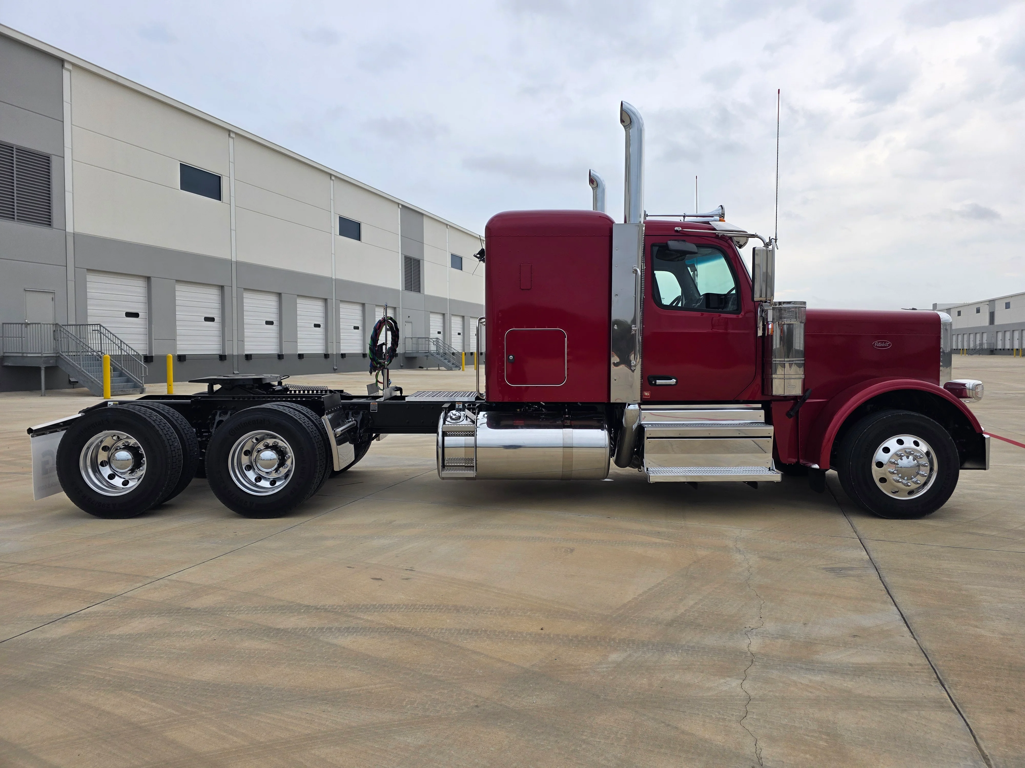 2027 Peterbilt 589 in O'fallon, MO — photo 6
