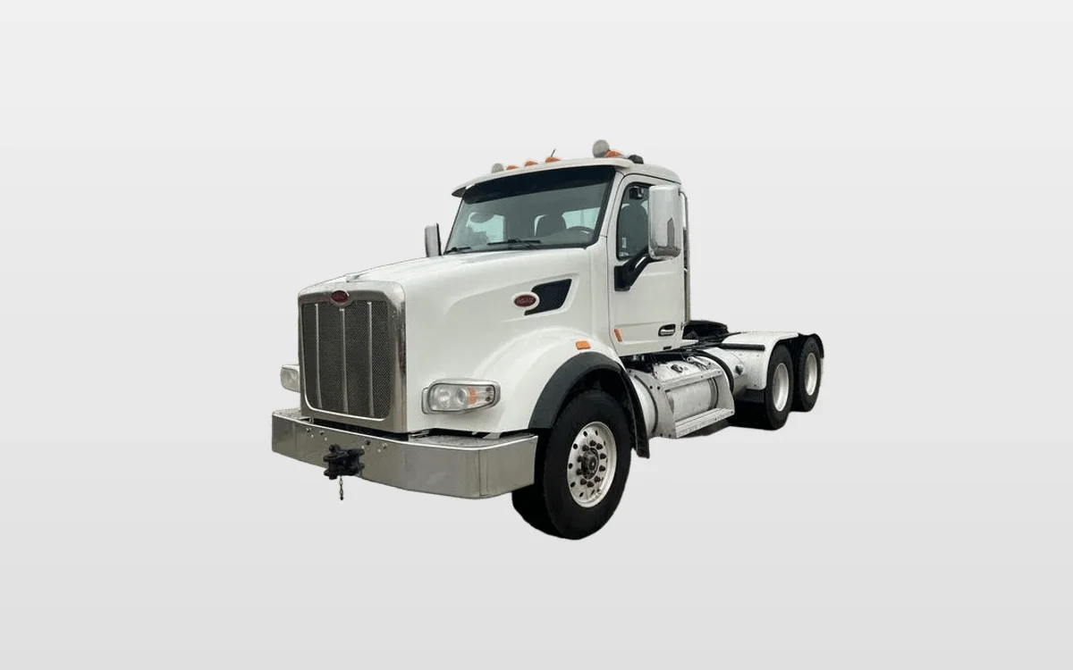 2018 Peterbilt 567 - image 1