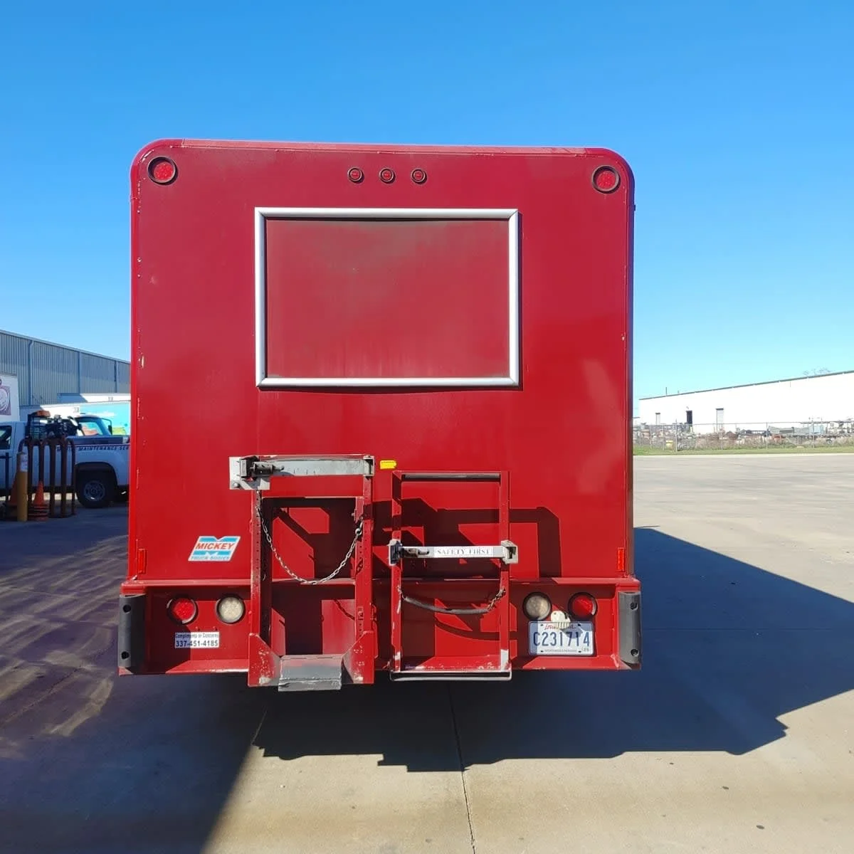 2016 Freightliner M2 106 in St. Rose, LA — photo 6