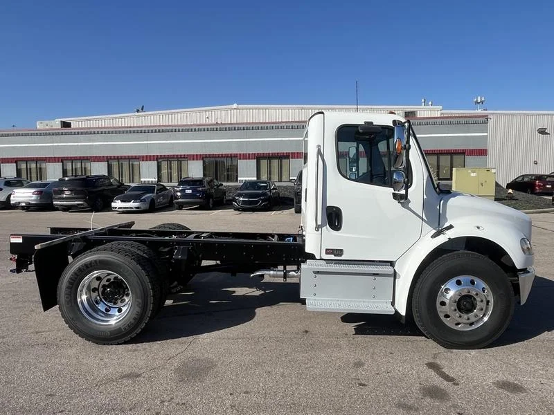 2026 Freightliner in Cincinnati, OH — photo 8