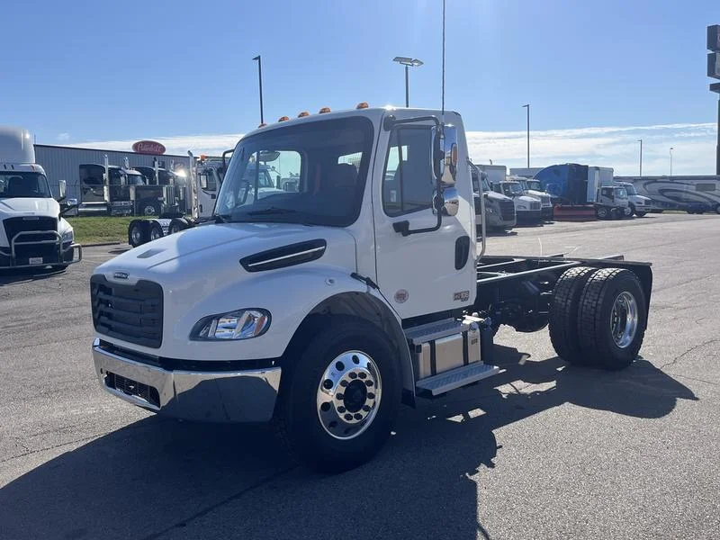 2026 Freightliner in Cincinnati, OH — photo 3