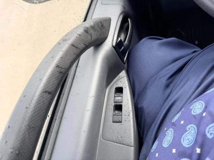 2025 Isuzu NPR - image 26