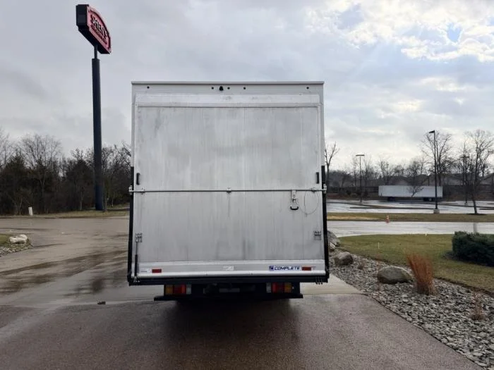 2025 Isuzu NPR - image 16