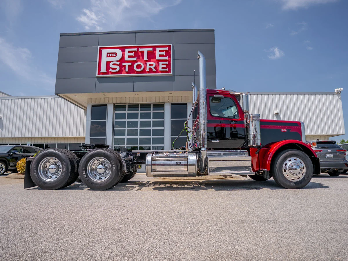 2027 Peterbilt 589 in Duncan, SC — photo 7