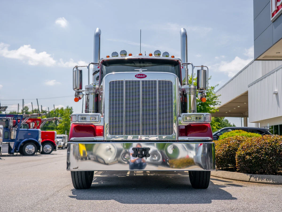 2027 Peterbilt 589 in Duncan, SC — photo 9