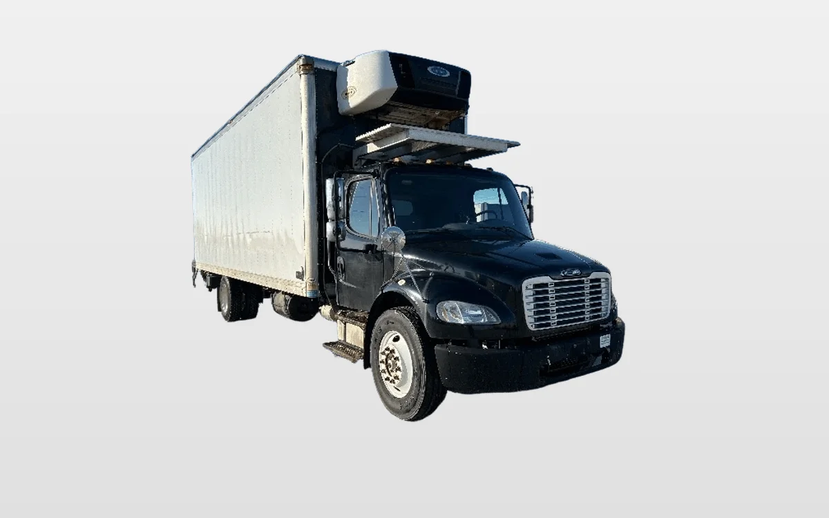 2015 Freightliner M2 106 - image 1