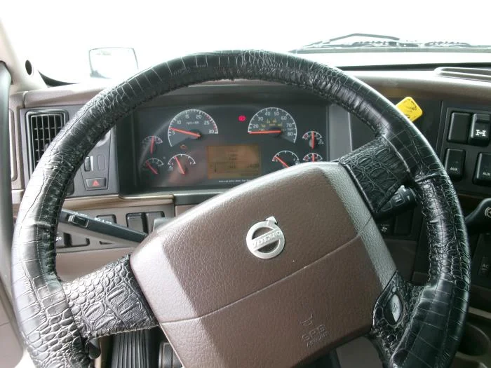 2013 Volvo — photo 10
