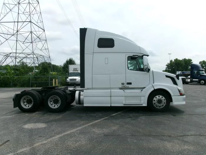 2013 Volvo — photo 7