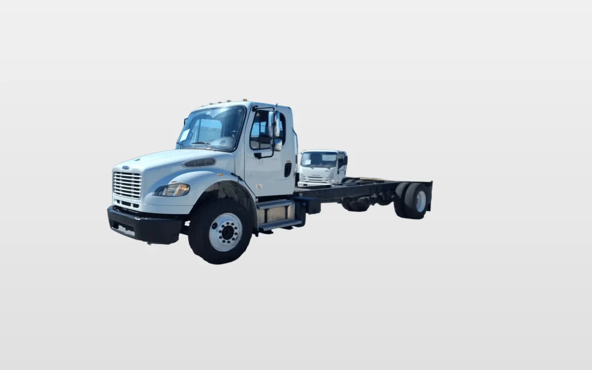 2019 Freightliner M2 106 - image 1