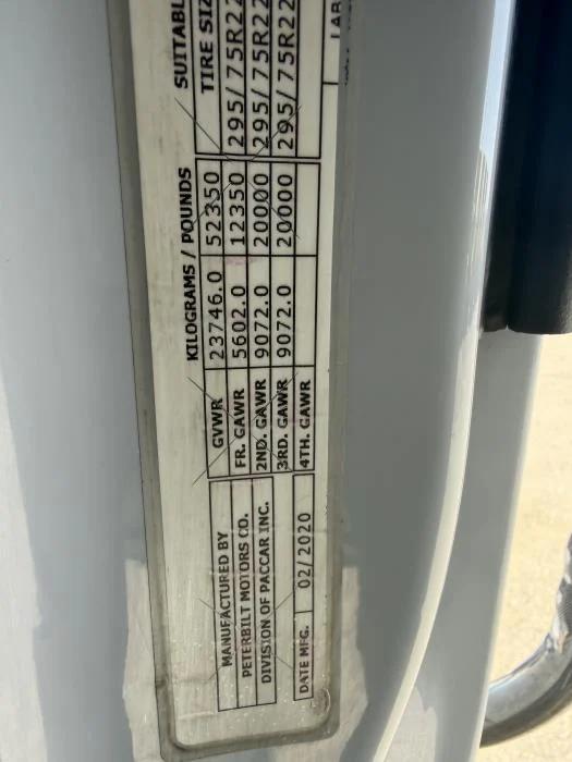 2021 Peterbilt 567 — photo 27
