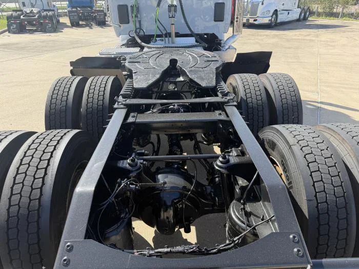 2021 Peterbilt 567 — photo 14