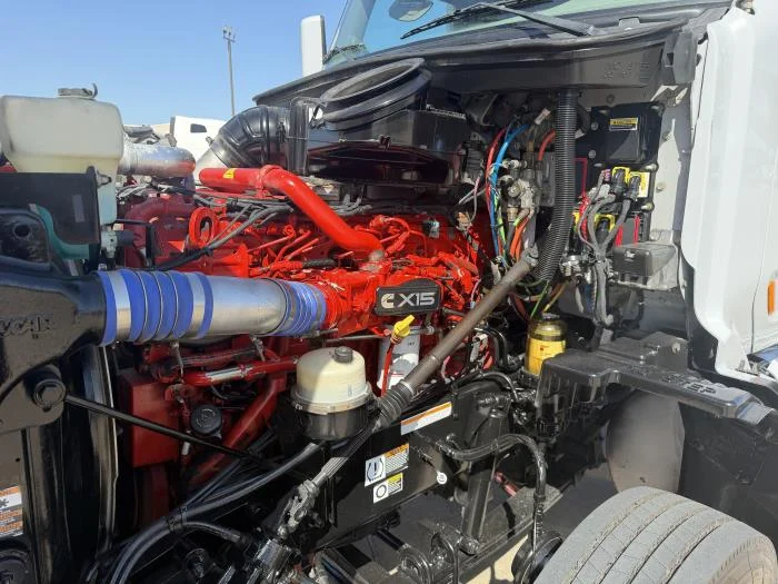2021 Peterbilt 567 — photo 17