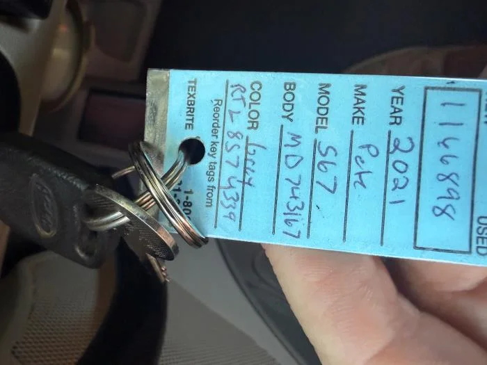 2021 Peterbilt 567 — photo 33