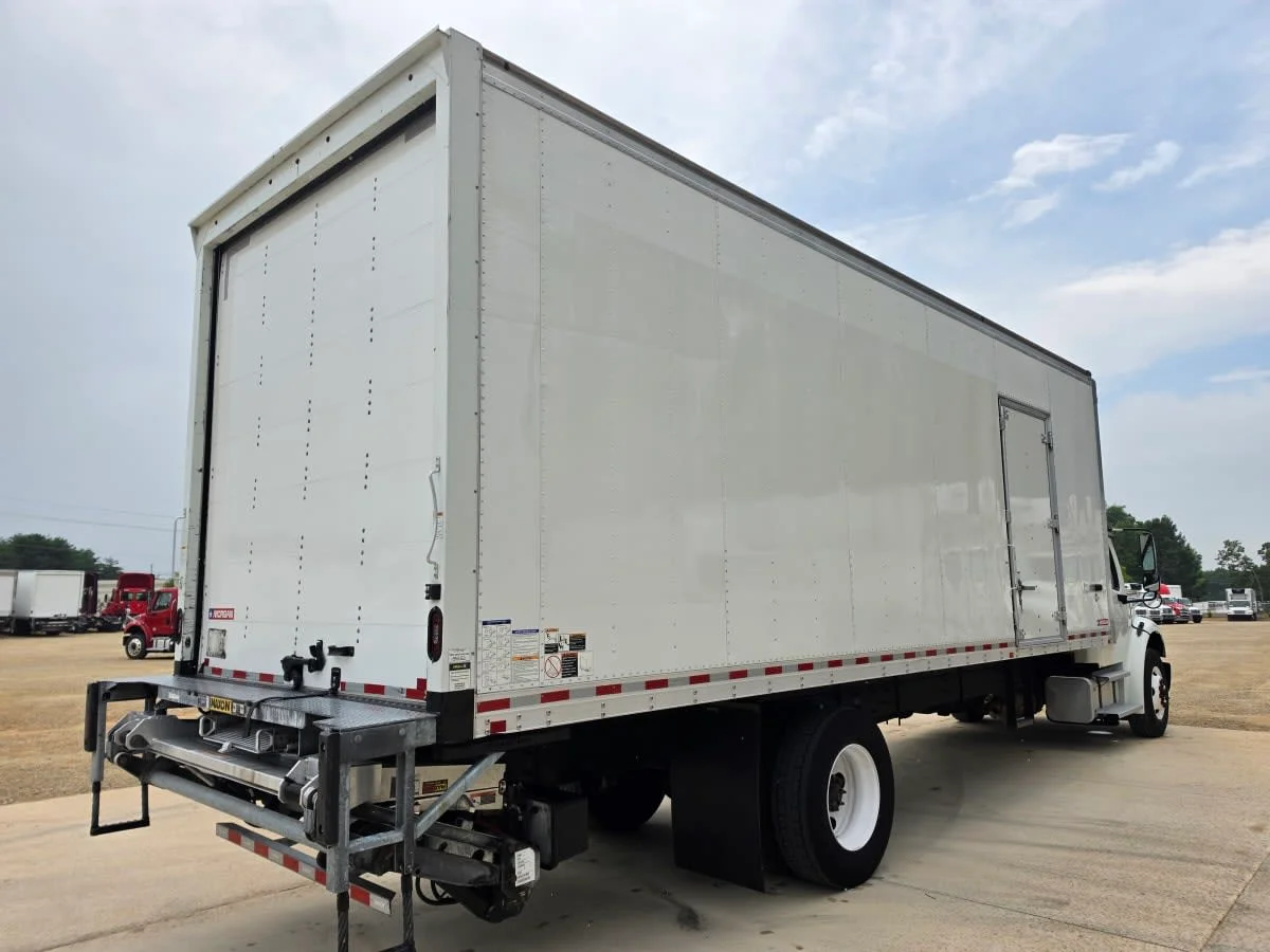 2022 Freightliner M2 106 in Greensboro, NC — photo 4