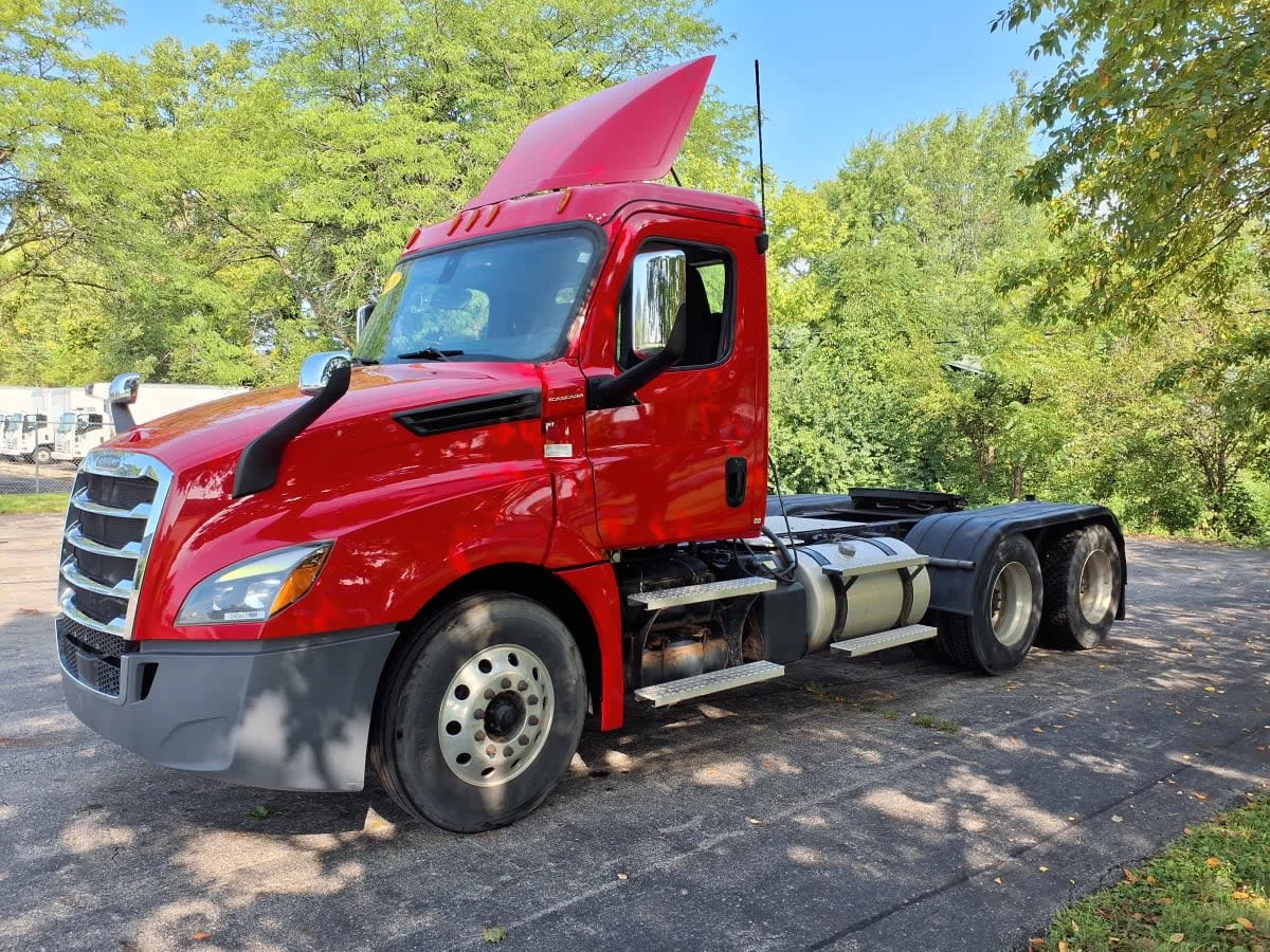2020 Freightliner Cascadia