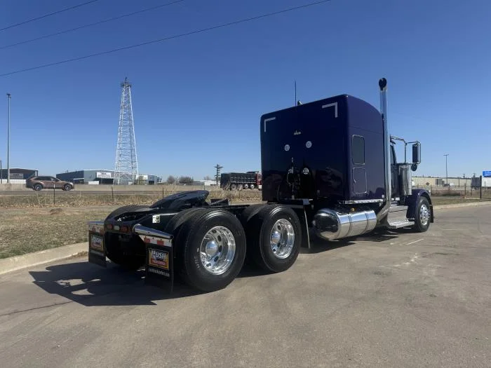 2027 Peterbilt 589 in Oklahoma City, OK — photo 7