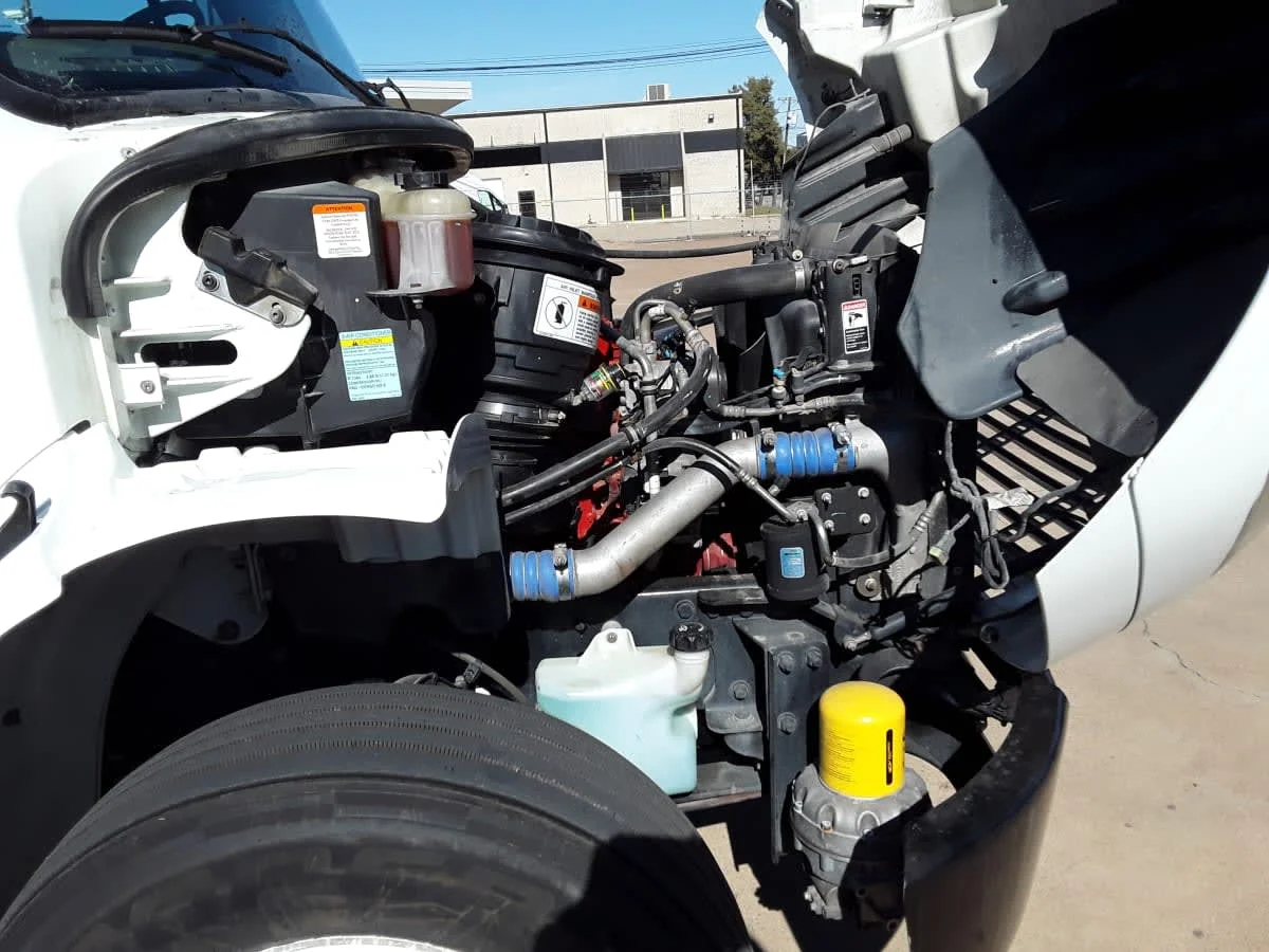 2019 Freightliner M2 106 in Dallas, TX — photo 11