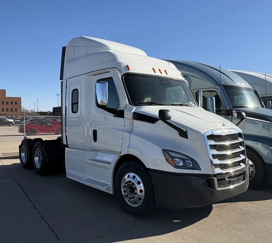 2022 Freightliner Cascadia in Lithia Springs, GA