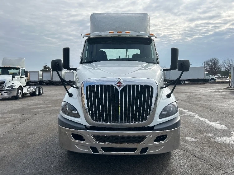 2018 International RH - image 2