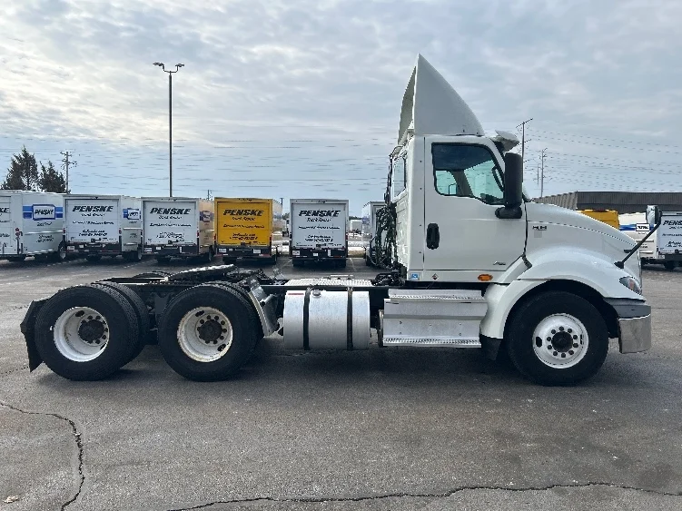 2018 International RH - image 8