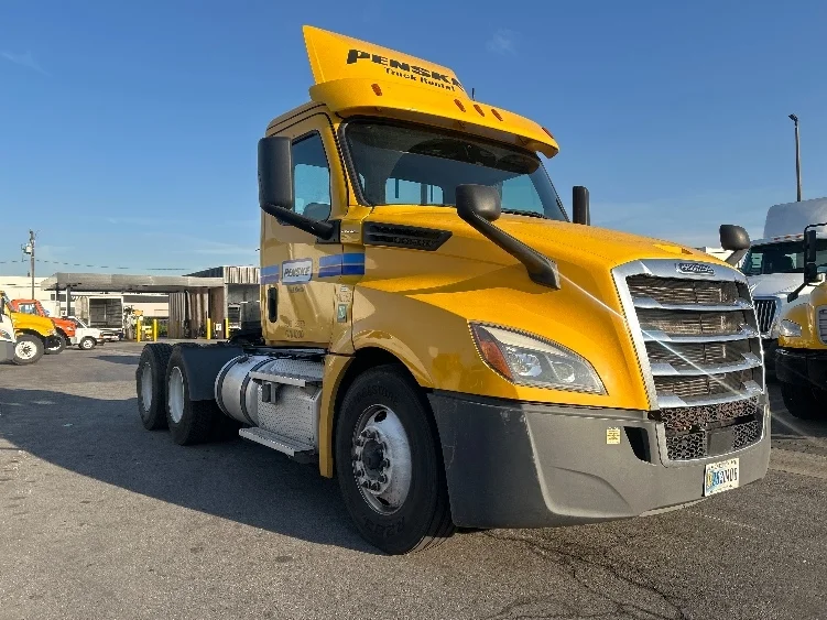 2020 Freightliner Cascadia in Las Vegas, NV