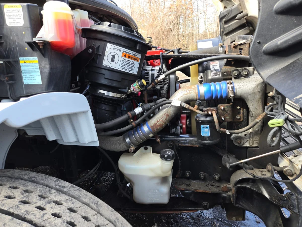 2016 Freightliner M2 106 - image 9