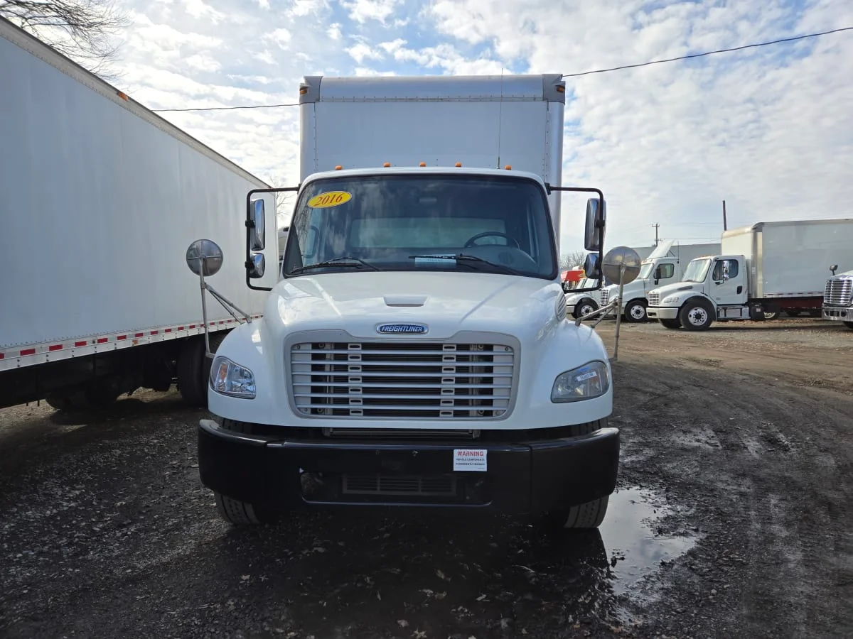 2016 Freightliner M2 106 in Bensalem, PA — photo 2