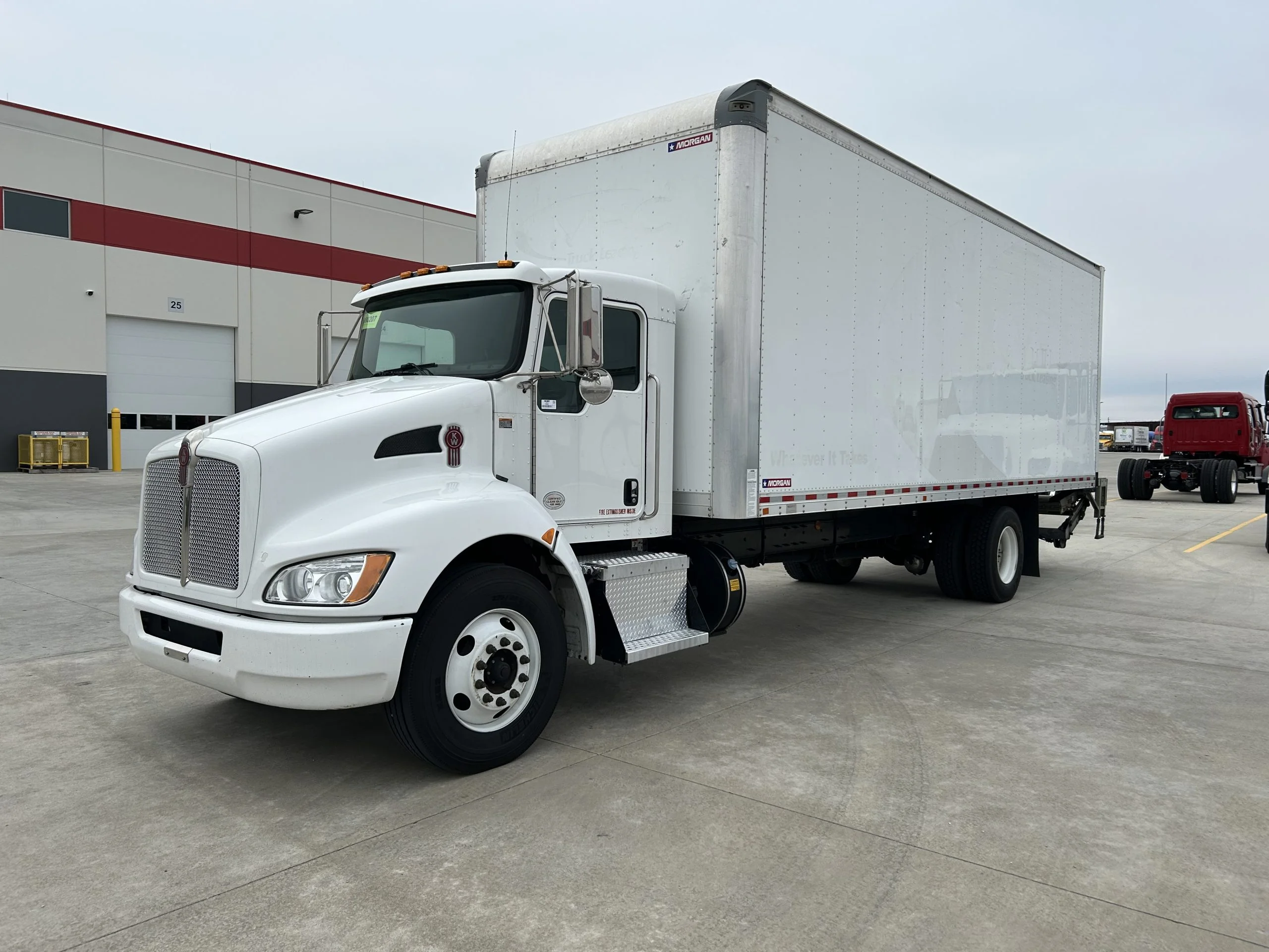 2022 Kenworth T270