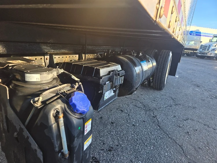 2021 Isuzu NPR - image 5