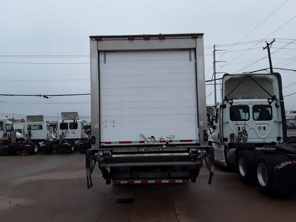 2019 Freightliner M2 106 in Oklahoma City, OK — photo 5