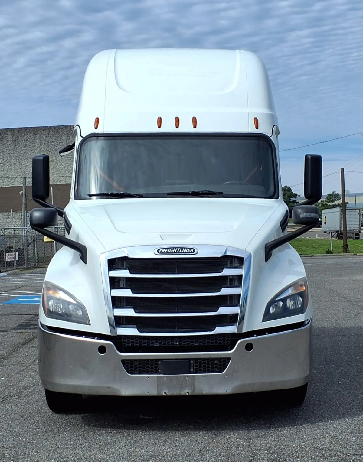 2019 Freightliner Cascadia in Memphis, TN — photo 2