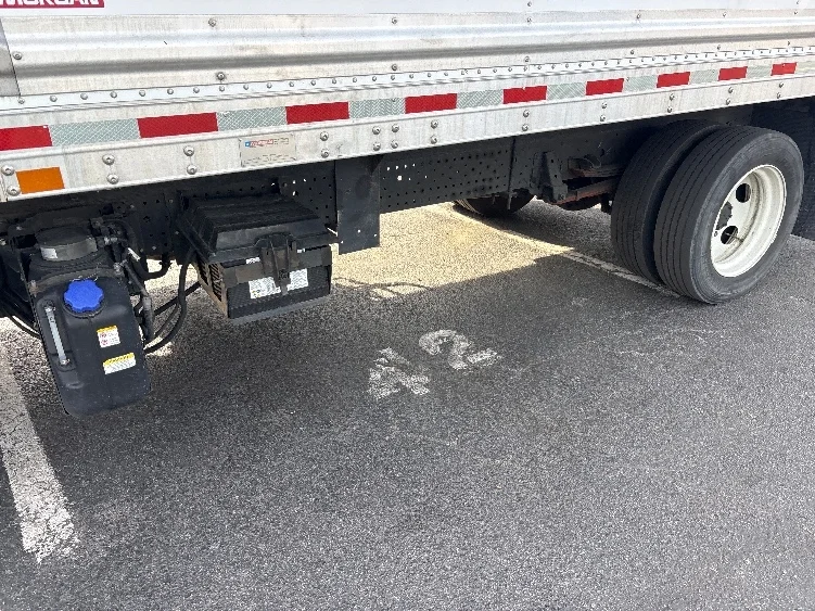 2021 Isuzu NRR in North Bergen, NJ — photo 5