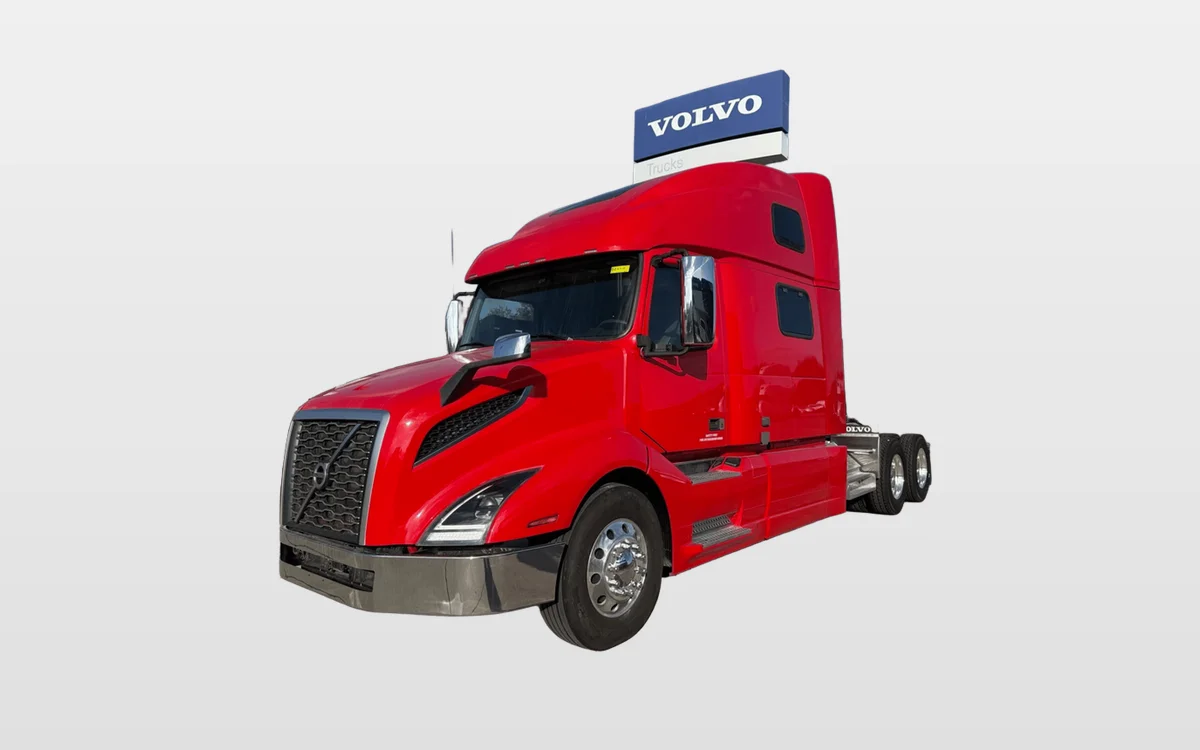 2023 Volvo - image 1