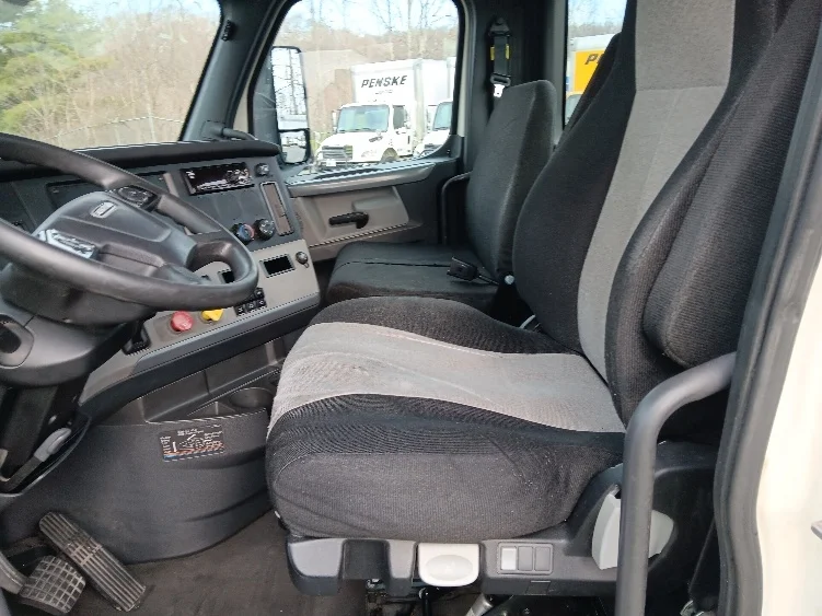 2019 Freightliner Cascadia in Cleveland, TN — photo 10