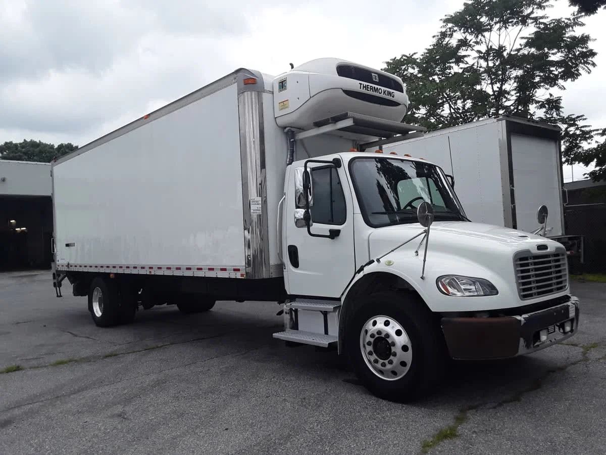 2020 Freightliner M2 106 in Allentown, PA — photo 3