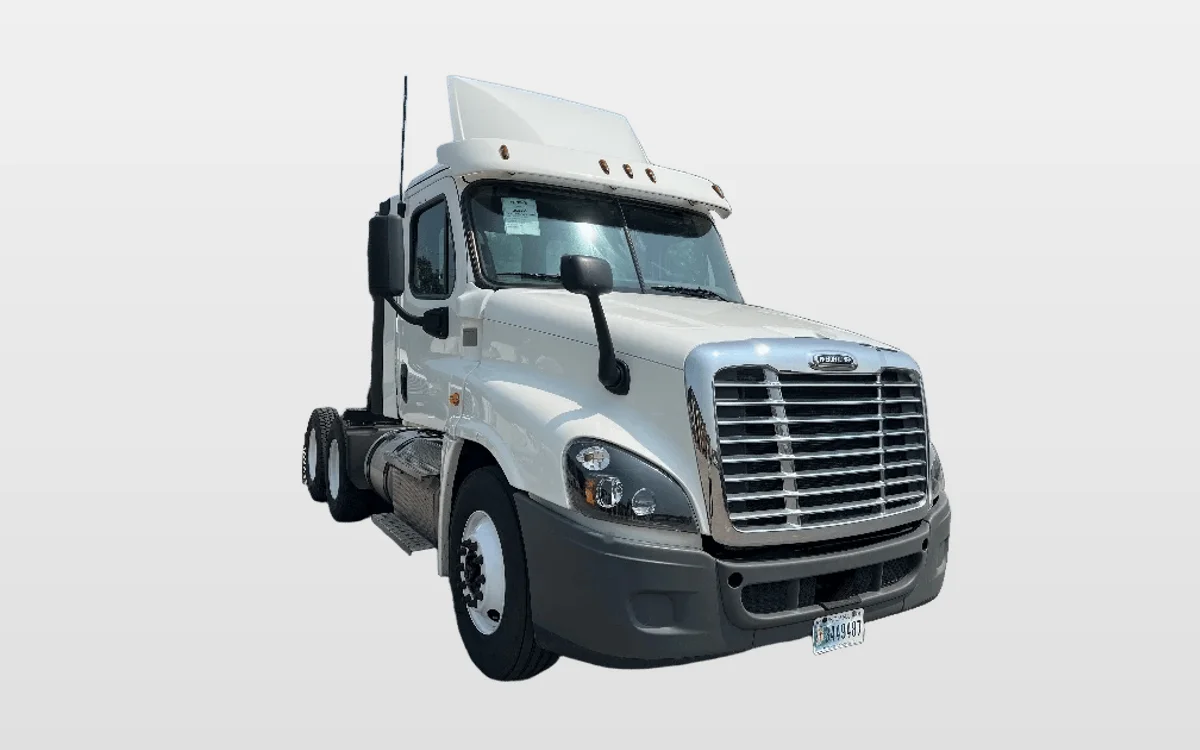 2020 Freightliner - image 1