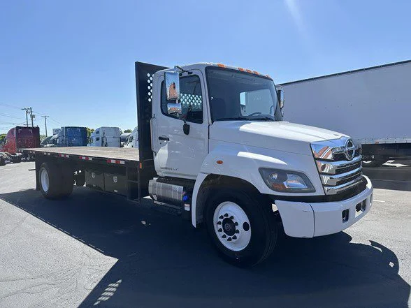 2021 Hino 