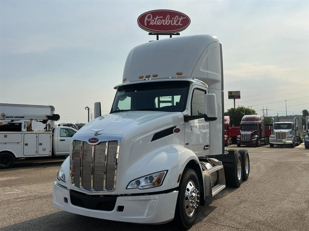 2027 Peterbilt 579