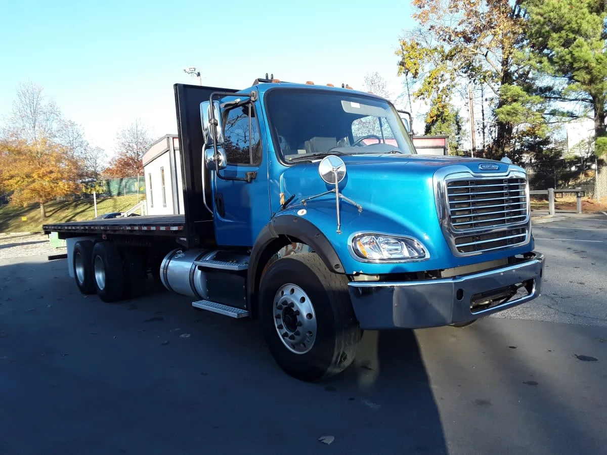 2019 Freightliner M2 112 - image 3