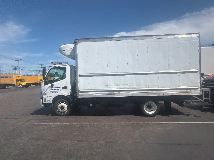 2020 Hino 195 in North Bergen, NJ — photo 4