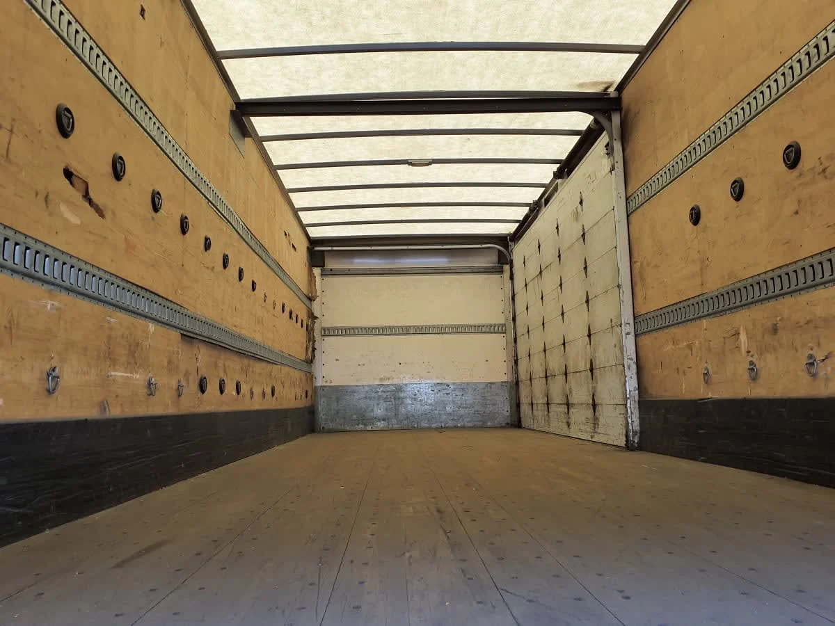 2019 Freightliner M2 106 - image 8