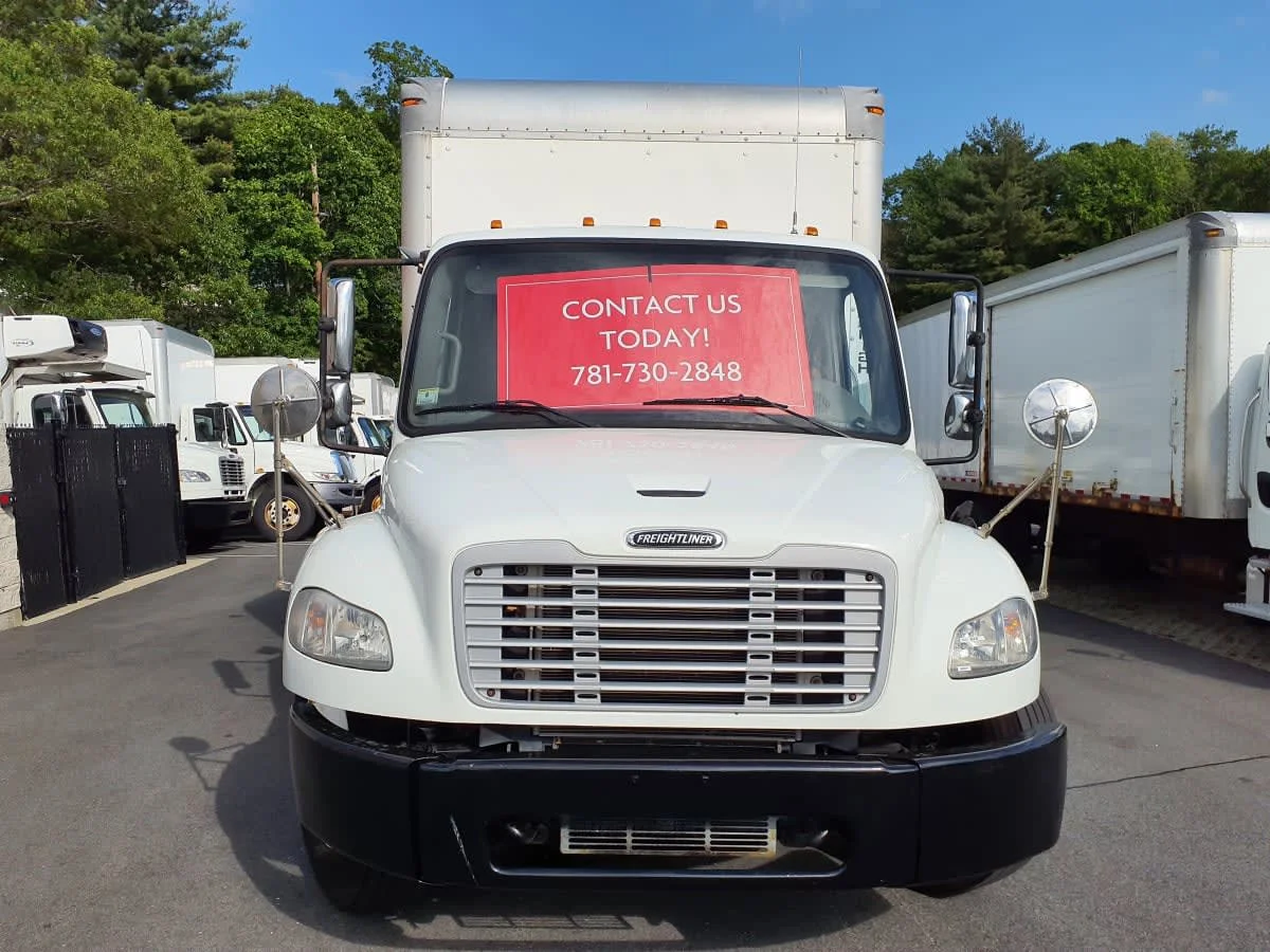 2019 Freightliner M2 106 - image 2