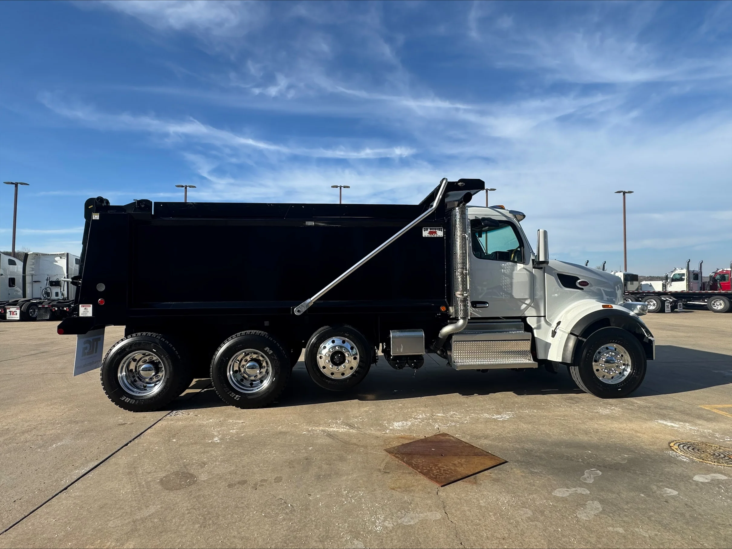 2026 Peterbilt 567 in Fort Smith, AR — photo 6