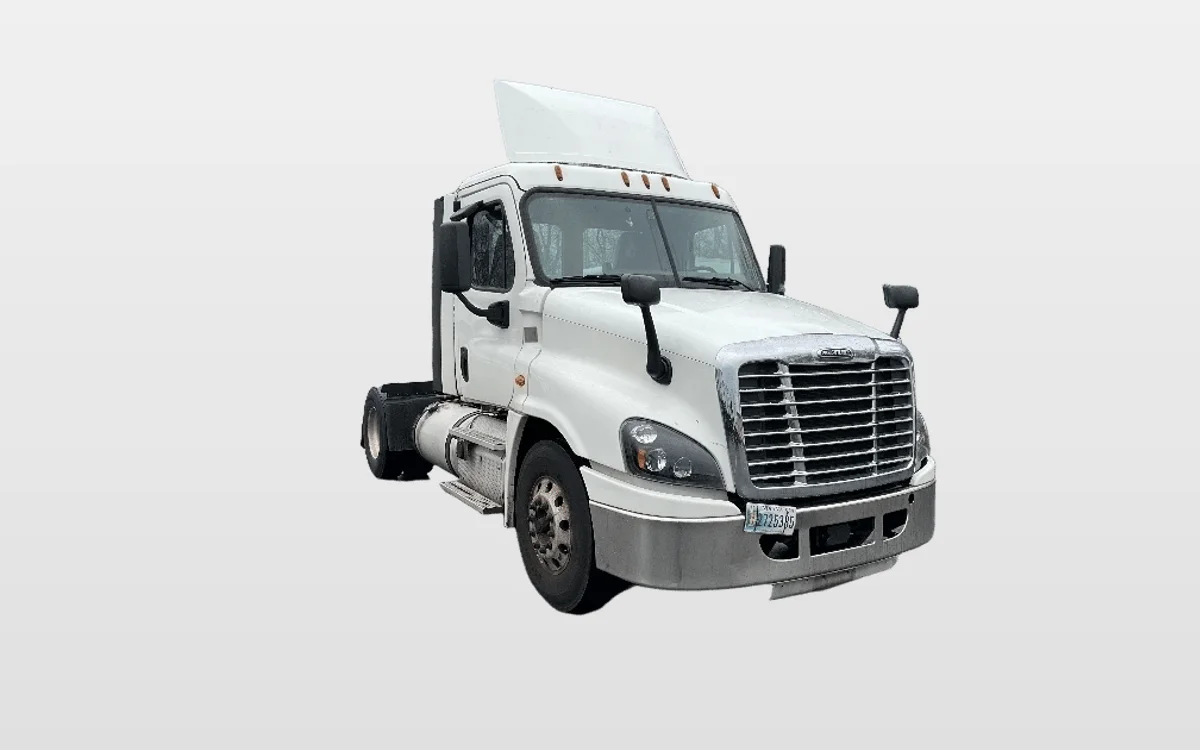 2019 Freightliner - image 1