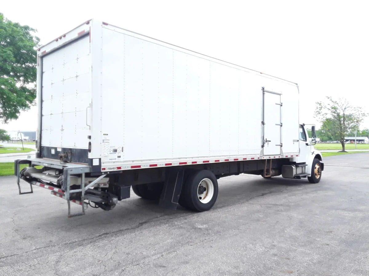 2021 Freightliner M2 106 in Hilliard, OH — photo 4