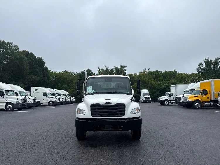2025 Freightliner in Greensboro, NC — photo 2