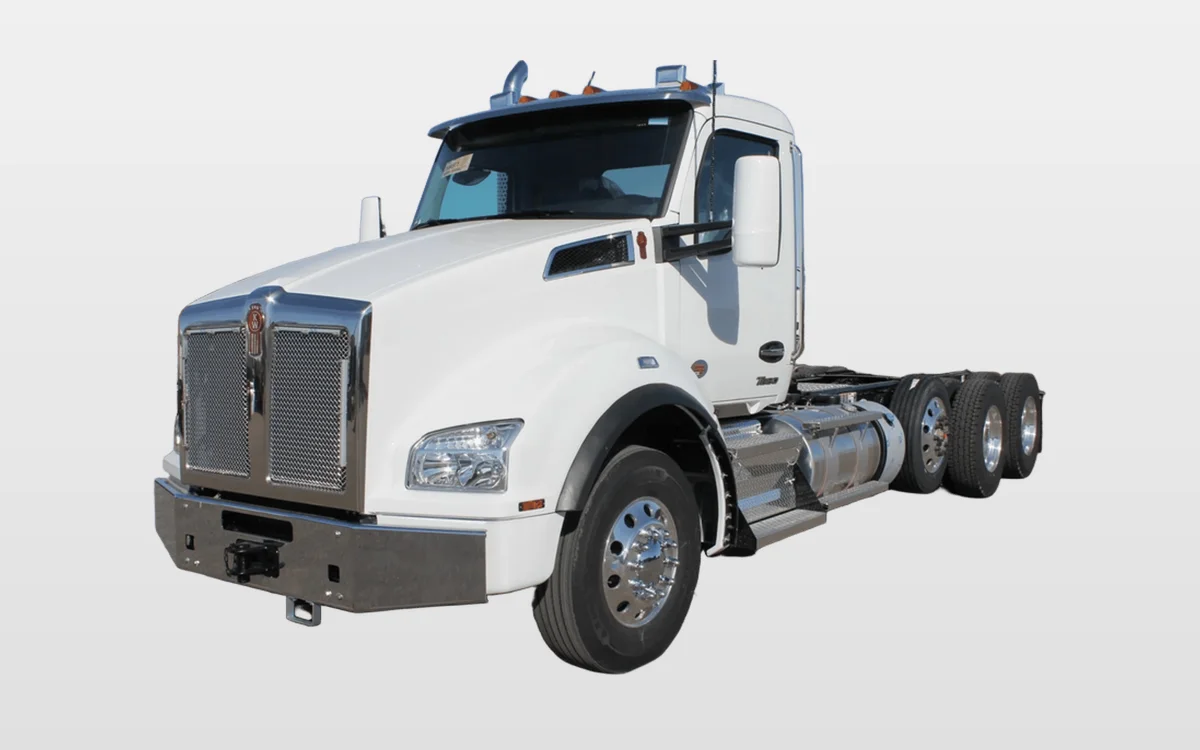 2025 Kenworth T880 - image 1