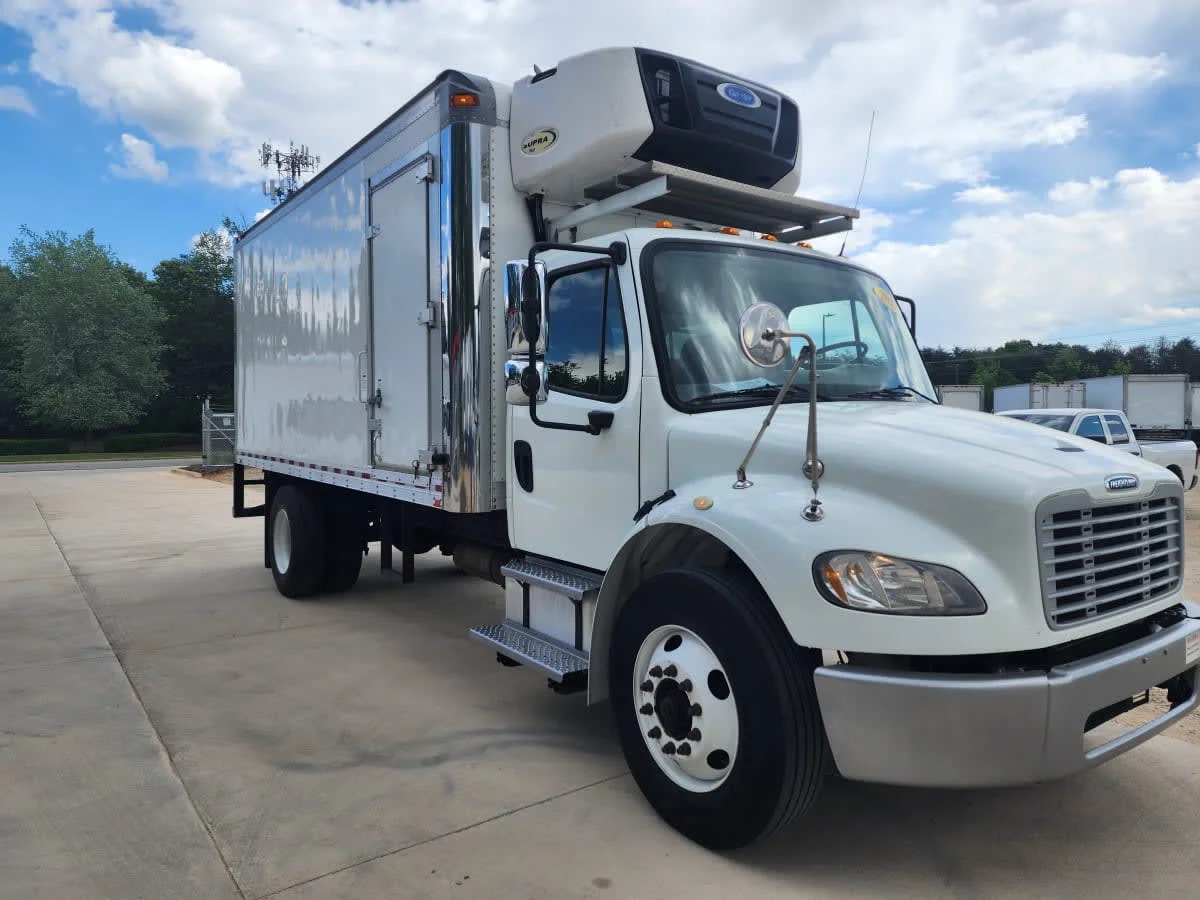 2017 Freightliner M2 106 in Greensboro, NC — photo 3