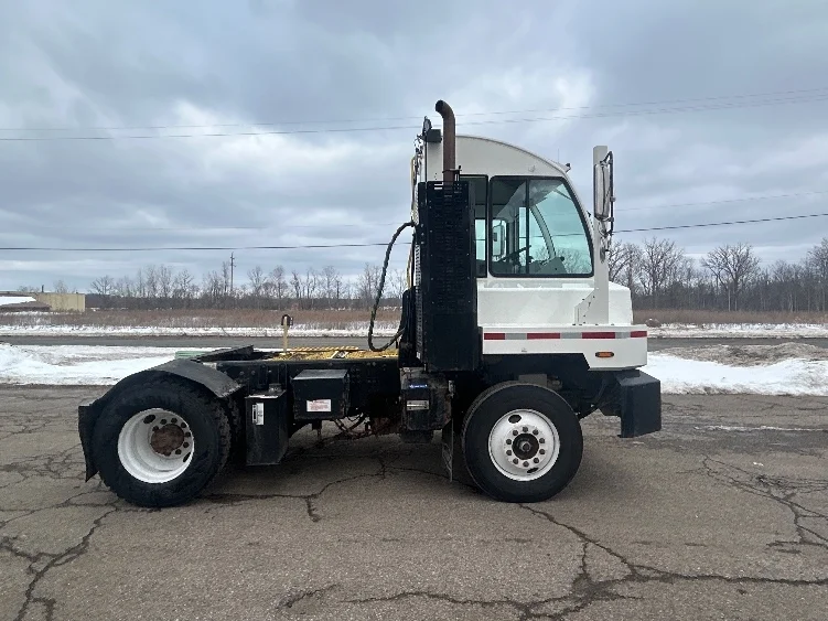 2023 Autocar in Cadillac, MI — photo 8