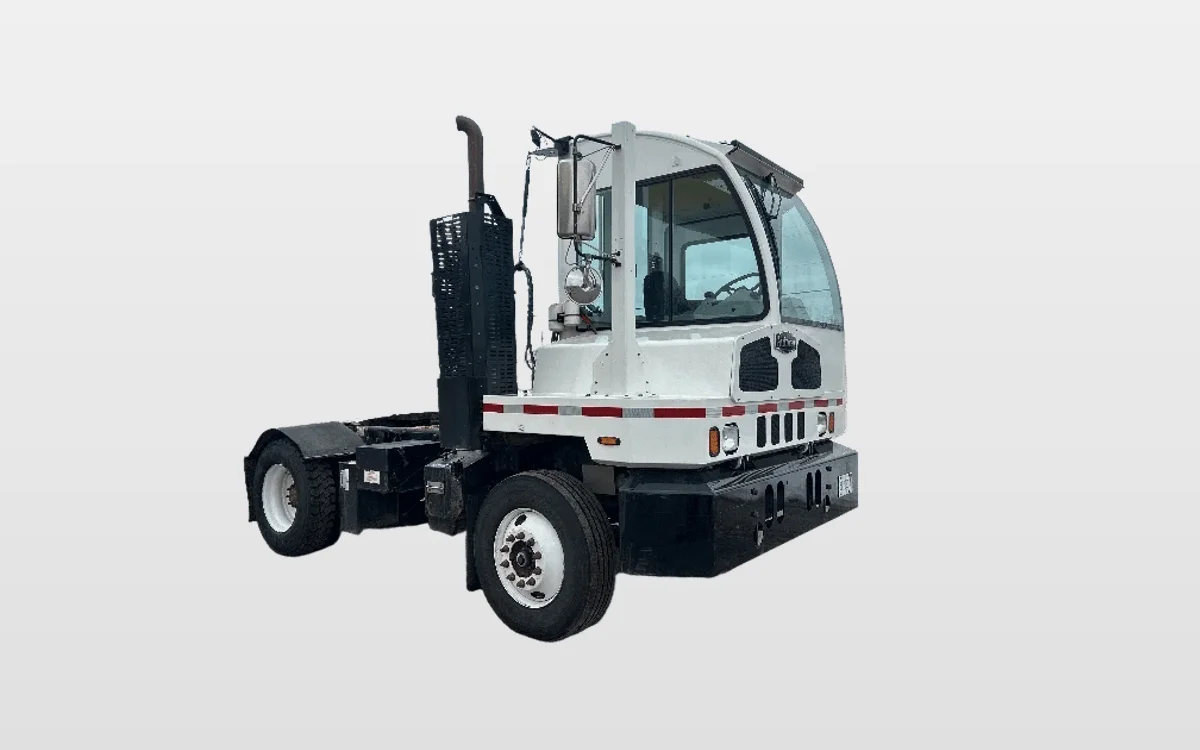 2023 Autocar - image 1